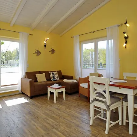 Mares 04 Apartment Kuehlungsborn